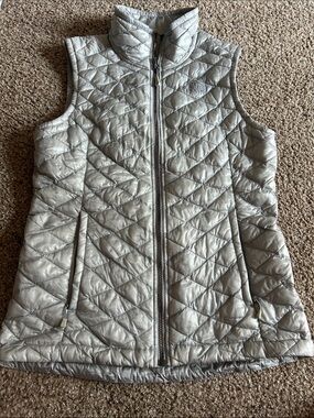 The North Face Women's Light Silver Quilted Vest